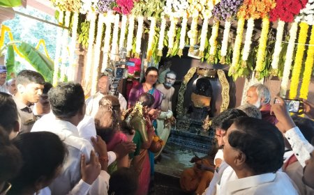 వసంత పంచమి సందర్భంగా జోగులాంబ బాల బ్రహ్మేశ్వర స్వామి వార్లను దర్శించుకున్న