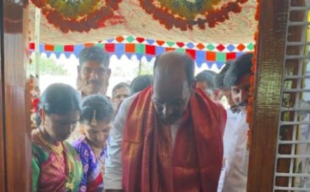 నూతన గృహాన్ని ప్రారంభించిన డా.తాడోజు వాణి శ్రీకాంత్ రాజ్