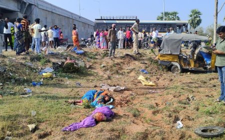 గోర రోడ్డు ప్రమాదం....  కూలీల ఆటోను ఢీ కొట్టిన ఆర్టీసీ బస్సు ముగ్గురు మృతి