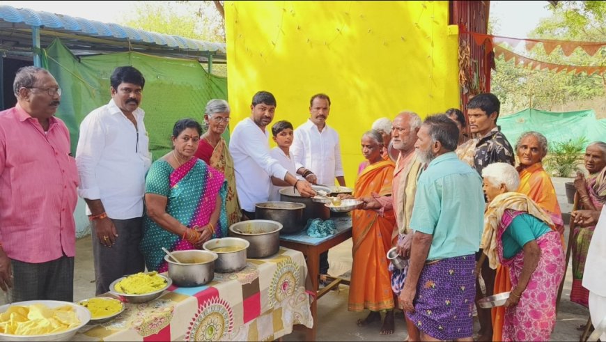 ఇందిరా వృధా అనాధాశ్రమంలో అన్నదాన కార్యక్రమం