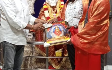 శ్రీసాయిబాబావారి స్వర్ణ సింహాసనమునకు 50వేల రూపాయలు విరాళం 