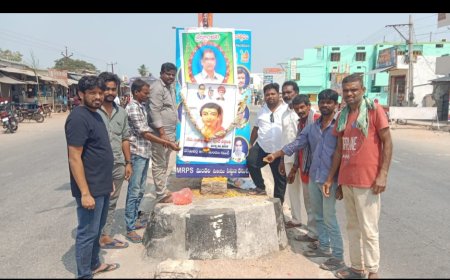 ఘనంగా సావిత్రిబాయి పూలే వర్ధంతి వేడుకలు