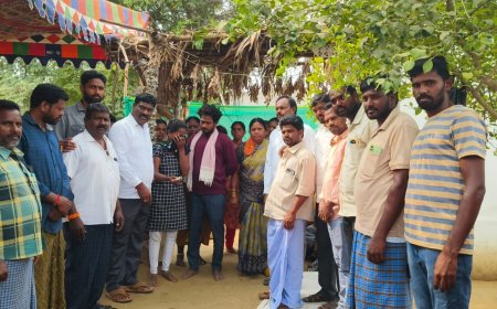 మృత్యుని కుటుంబానికి ఆర్థిక సాయం అందజేత