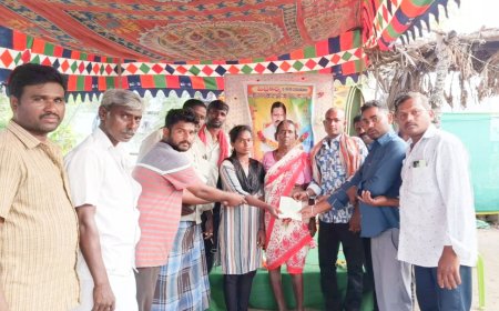 తోటి డ్రైవర్ మరణించడం తో వారి కుటుంబానికి ఆర్థిక సాయం