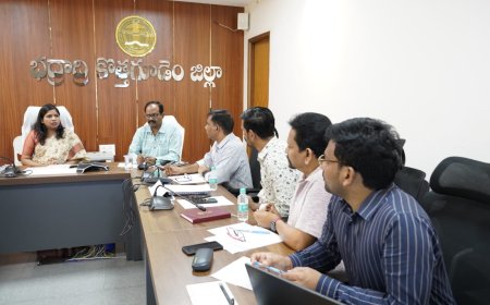 పోలింగ్ సిబ్బంది మొదటి దశ ర్యాండమైజేషన్ పూర్తి  : జిల్లా ఎన్నికల అధికారి డాక్టర్ ప్రియాంక అలా. 