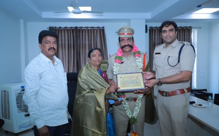 ఉద్యోగవిరమణ పొందిన ఎస్సై జగన్ మోహన్ రెడ్డి.