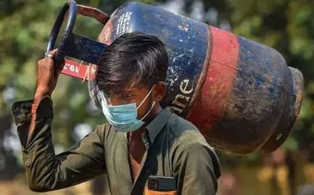 హోటళ్లు, రెస్టారంట్లు సహా వాణిజ్య అవసరాల కోసం వాడే వంటగ్యాస్‌ ధరను