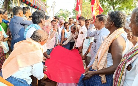 సత్తయ్య మృతదేహానికి నివాళులర్పించిన సిపిఎం నాయకులు