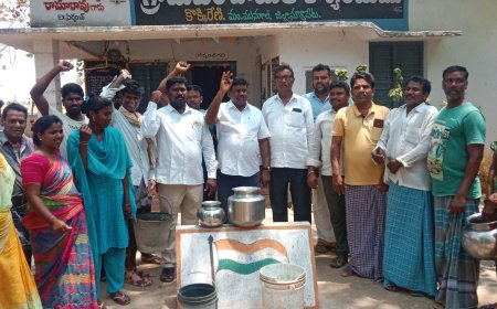కొక్కిరేణిలో మంచినీటి కోసం ఖాళీ బిందెలతో ధర్నా..