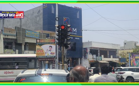 12 గంటల 30 నిమిషాలు అవుతున్న ట్రాఫిక్ సిగ్నల్స్