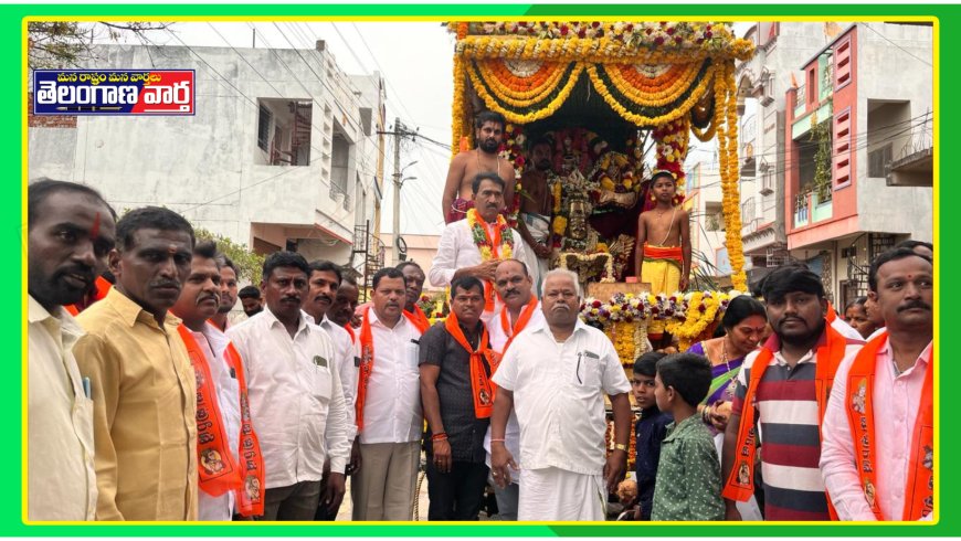 కన్నుల పండువగా గరుడ సేవ రథోత్సవం 