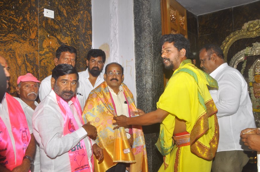 ప్రచారంలో భాగంగా రెండు మైసమ్మ ఆలయంలో ప్రత్యేక పూజలు నిర్వహించిన కంచర్ల కృష్ణారెడ్డి