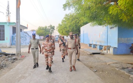 పారదర్శక, నిష్పక్షపాత ఎన్నికల నిర్వహనే ఫ్లాగ్ మార్చ్:ఎస్సై చంద్రకాంత్