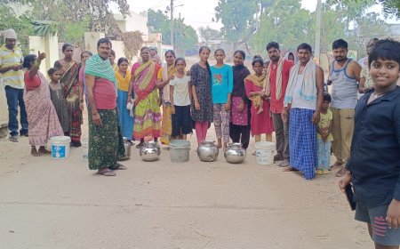 గట్టికల్ లో నీళ్ల సమస్య ....కాలి బిందెలతో నిరసన చేసిన గ్రామస్తులు