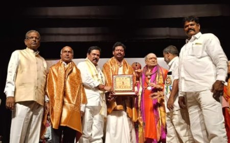 దండు మైసమ్మ ఆలయ పూజారికి విశ్వ పురోహిత బిరుదు ప్రధానం