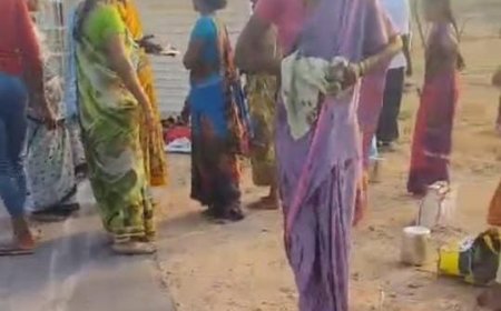 కూలీలతో వెళ్తున్న ఆటో బోల్తా కొందరికి  గాయాలు.