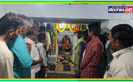 ఉత్తర వాహిని తుంగభద్ర నది తీరాన వెలసిన అనంతరం పుణ్యక్షేత్రంలోని