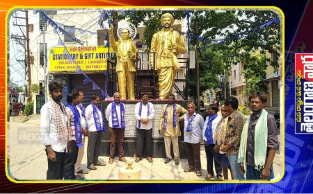 జ్యోతిరావు పూలే అంబేద్కర్ ల   స్ఫూర్తిని  భావితరాలకు అందించడం మన కర్తవ్యం