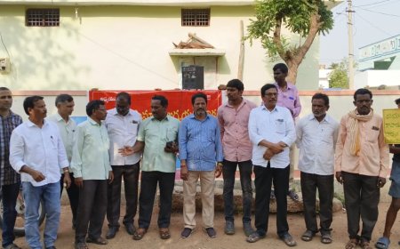 మూతబడిన ప్రభుత్వ బడులను తెరిపించాలి