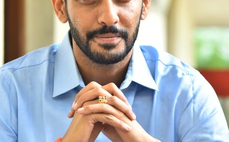 మ్యూజిక్ షాప్ మూర్తి’ కుటుంబ సమేతంగా చూసేలా ఉంటుంది..