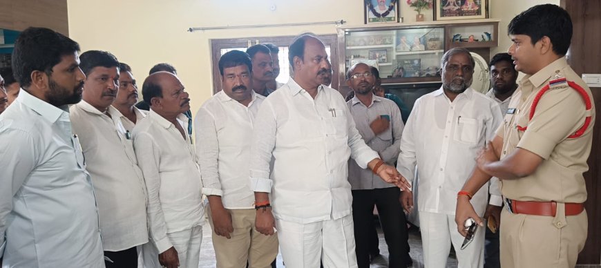 పోలీసుల నిర్లక్ష్యమే గద్వాల లో జోరుగా దొంగతనాలు