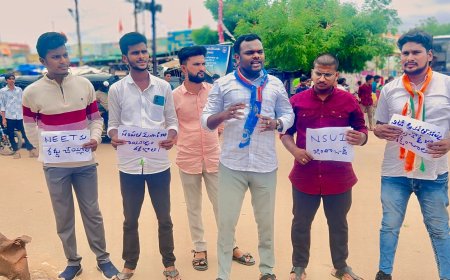 నీట్ పరీక్షను మరియు ఎన్టీఏ ను వెంటనే రద్దు చెయ్యాలి