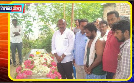 జర్నలిస్టు రమణ పార్థివ దేహానికి నివాళులర్పించిన