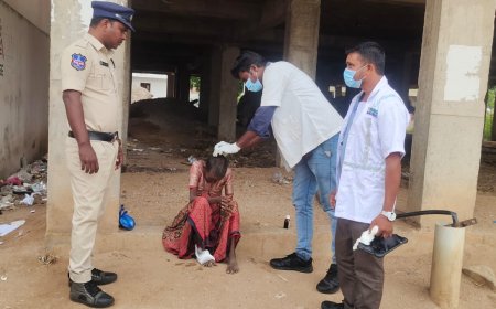 దాతృత్వం చాటుకున్న శాంతినగర్ ఎస్ఐ సంతోష్.  