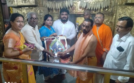 శ్రీ తిమ్మప్ప స్వామికి వెండి వితరణ.