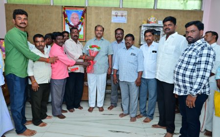 ముఖ్యమంత్రి రేవంత్ రెడ్డి గారిని కలిసిన  అలంపూర్ ఎమ్మెల్యే విజయుడు గారు