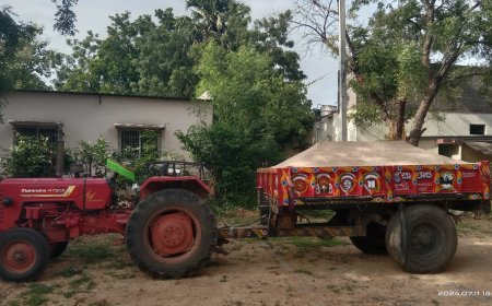ఇసుక తరలిస్తున్న ట్రాక్టర్ పట్టివేతకేసు నమోదు