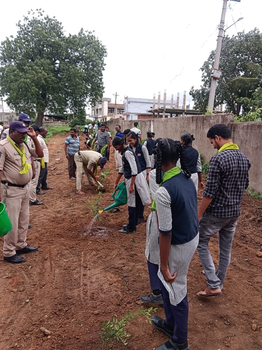 పి జెపి క్యాంపులో వనమహోత్సవ కార్యక్రమం 