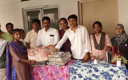 విద్యార్థులకు చదువే లక్ష్యం కావాలి 