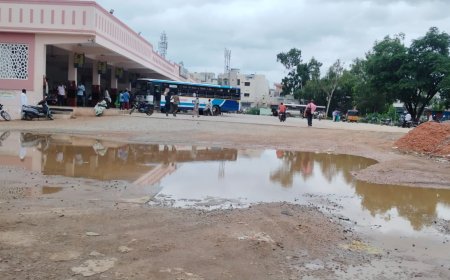 అధ్వానంగా గద్వాల ఆర్టీసీ బస్టాండ్