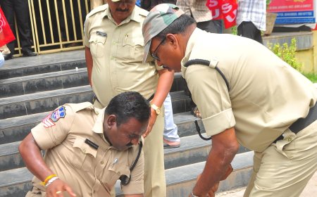 తెలంగాణ శ్రీచైతన్య విద్యాసంస్థల అవినీతిపై సీబీఐ,ఈడి తో విచారణ జరిపించాలి.