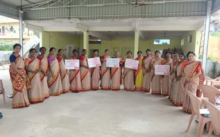 వైద్య విద్యార్థినిపై అత్యాచారాన్ని ఖండిస్తూ అంగన్వాడిల నిరసన