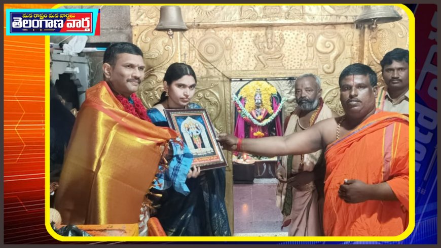 *పాగుంట వెంకన్న దెవాలయం ను దర్శనం చెసుకున్న గ ద్వాల్ డిఎస్పీ.*