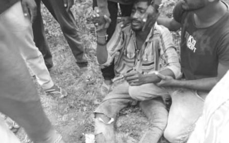 బైకును ఢీకొట్టిన ఆర్టీసీ బస్సు