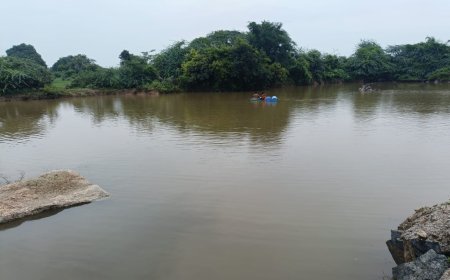 క్వారీ గుంట లో చిక్కి వ్యక్తి మృతి