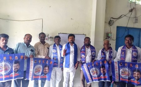 తెలంగాణ దండోరా కమిటీలలో చేరిన మాదిగ సంఘాల నేతలు.