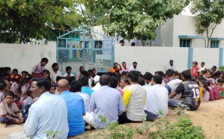 ఉపాధ్యాయులను నియమించాలని, పాఠశాలకు తాళంవేసి నీరసన వ్యక్తం చేసిన ఆరగిద్ద ప్రజలు