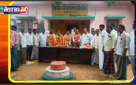 లబ్ధిదారులకు రు.500 సబ్సీడీ గ్యాస్ ప్రొసీడింగ్ పత్రాలను పంపిణీ