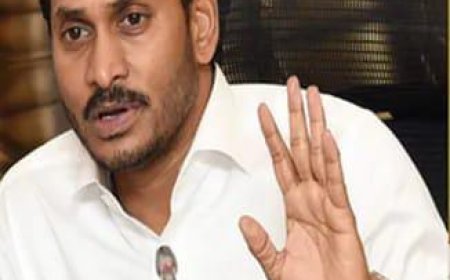 నా కులం ఏందో అందరికీ తెలుసు.. నా మతం మానవత్వం అని డిక్లరేషన్ లో రాసుకోండి: జగన్