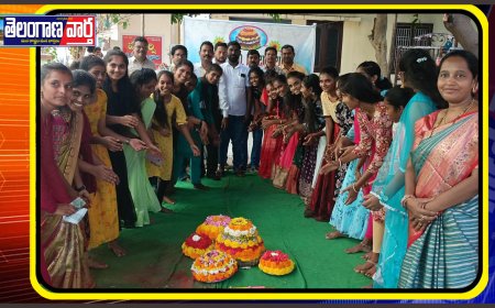 తెలంగాణ సంస్కృతి సంప్రదాయాలకు ప్రతీక బతుకమ్మ