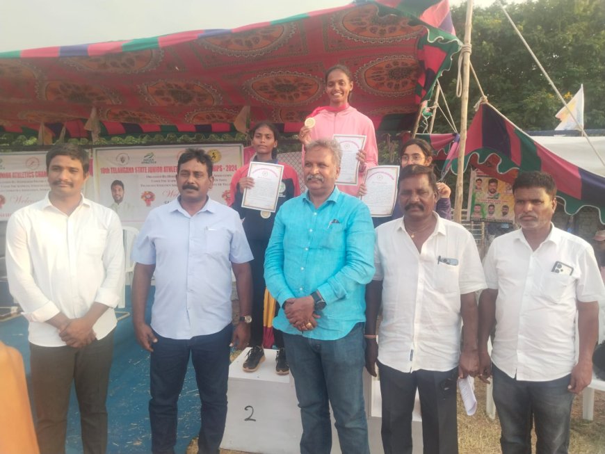 రాష్ట్రస్థాయి  అథ్లెటిక్స్ లో సిల్వర్ బహుమతి  అనూష