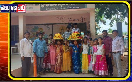 ప్రాథమిక కోన్నత  పాఠశాలలో ఘనంగా దసరా,బతుకమ్మ వేడుకలు