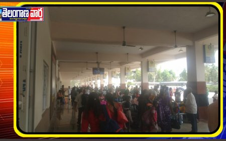 గద్వాల ఆర్టీసీ బస్టాండ్ లో తిరగని ఫ్యాన్లు