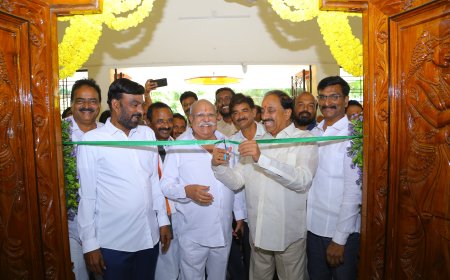 స్వర్ణ భారతి ఏసీ హాల్ ప్రారంభించిన"వ్యవసాయ శాఖ మంత్రి తుమ్మల నాగేశ్వరరావు గారు