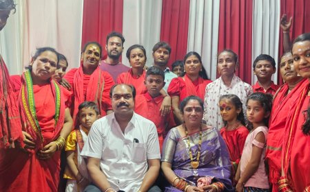 స్థానిక 44వ డివిజన్లో  కన్య పూజ, "సరస్వతీ పూజ, మహా అన్నదానం కార్యక్రమం"అన్నదాన దాతలైన కార్పొరేటర్ విజయ