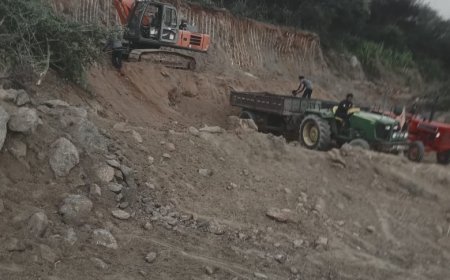 కొంగర మల్లయ్య గట్టు వద్ద అక్రమంగా గ్రావెల్ తవ్వకాలు"పట్టించుకోని అధికారుల